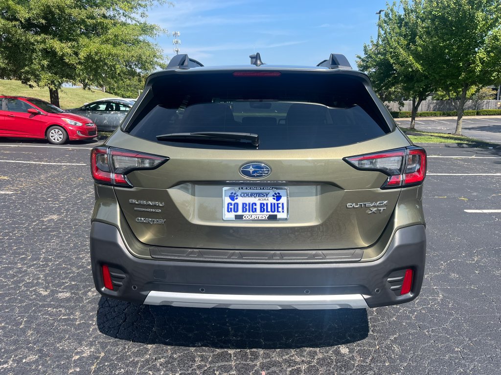 Used 2022 Subaru Outback Limited XT w/ Popular Package #2 AWD/4WD image 6