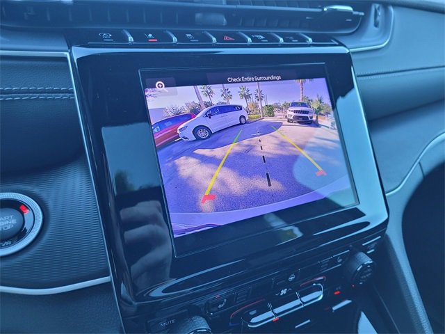 New 2025 Jeep Grand Cherokee Altitude image 34