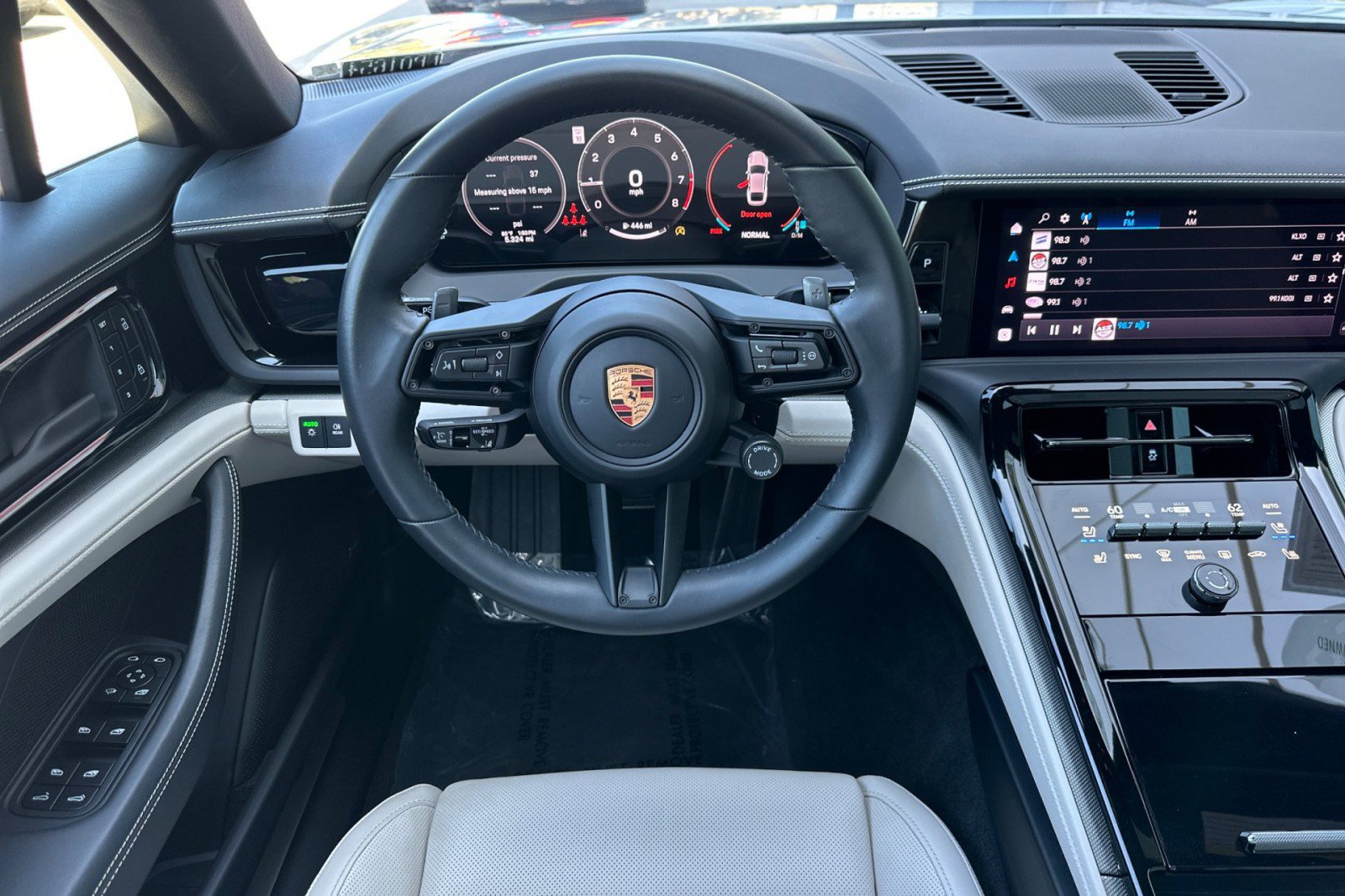 Used 2026 Porsche Panamera image 14