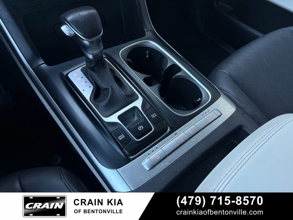 Used 2024 Kia Carnival LX image 19