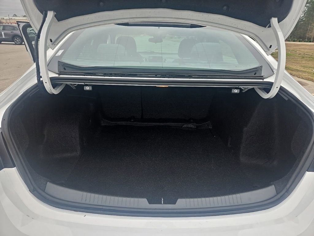 Used 2025 Chevrolet Malibu LT image 31