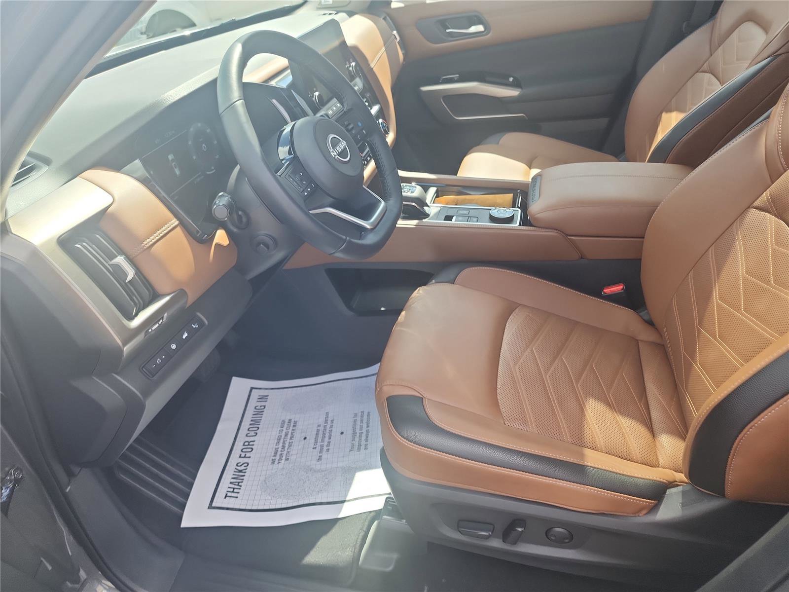 Used 2024 Nissan Pathfinder Platinum w/ Cargo Package image 12