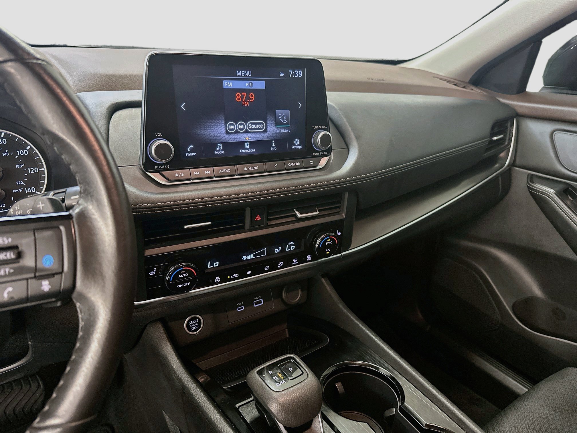 Used 2023 Nissan Rogue SV w/ SV Premium B Package AWD/4WD image 25