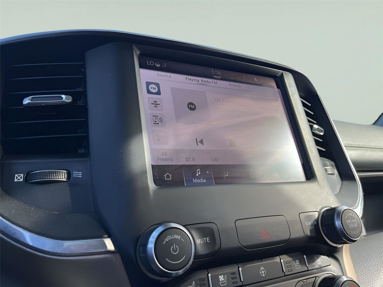 Used 2022 RAM 1500 Laramie image 17