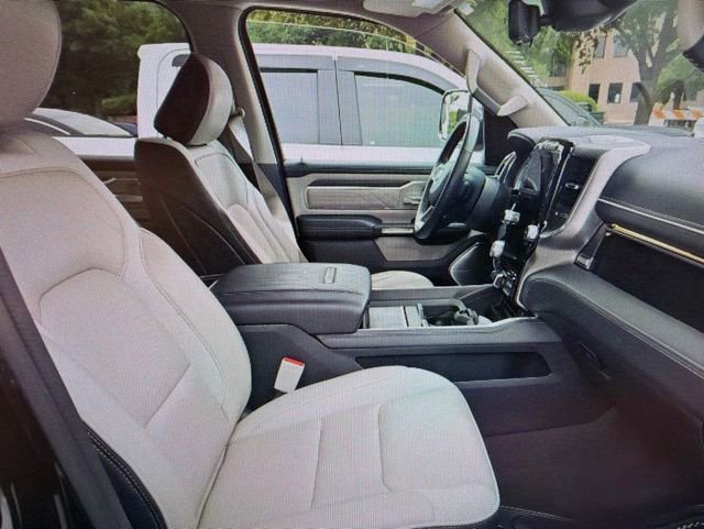 Used 2023 RAM 1500 Limited AWD/4WD image 14