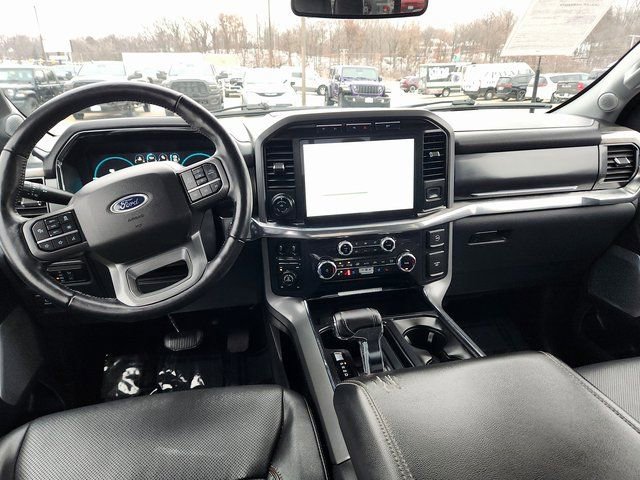 Used 2022 Ford F150 Lariat w/ Equipment Group 502A High image 10