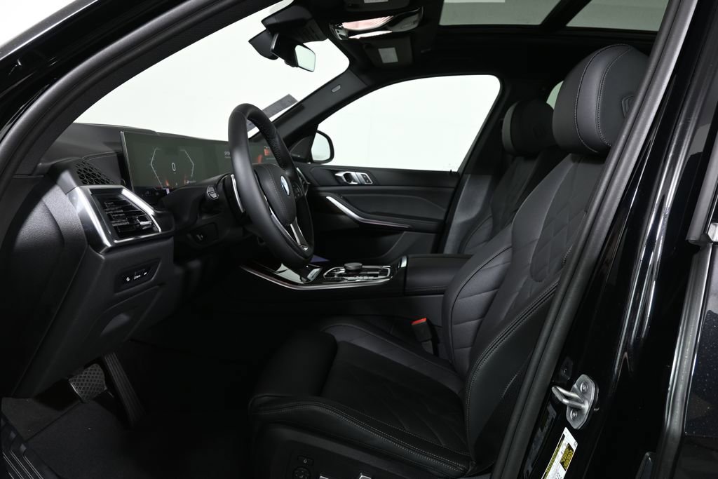 New 2026 BMW X5 xDrive50e AWD/4WD image 3
