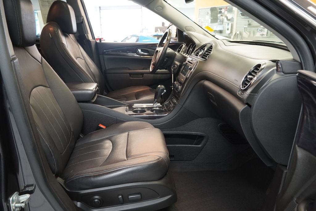 Used 2017 Buick Enclave Leather image 39