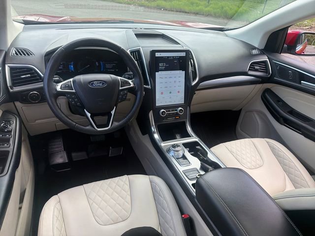 Certified 2024 Ford Edge Titanium AWD/4WD image 31