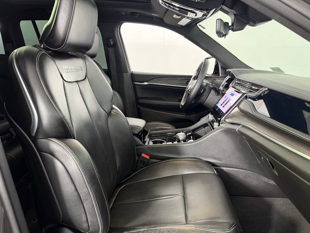 Certified 2022 Jeep Grand Cherokee Overland w/ Advanced Protech Group III image 35