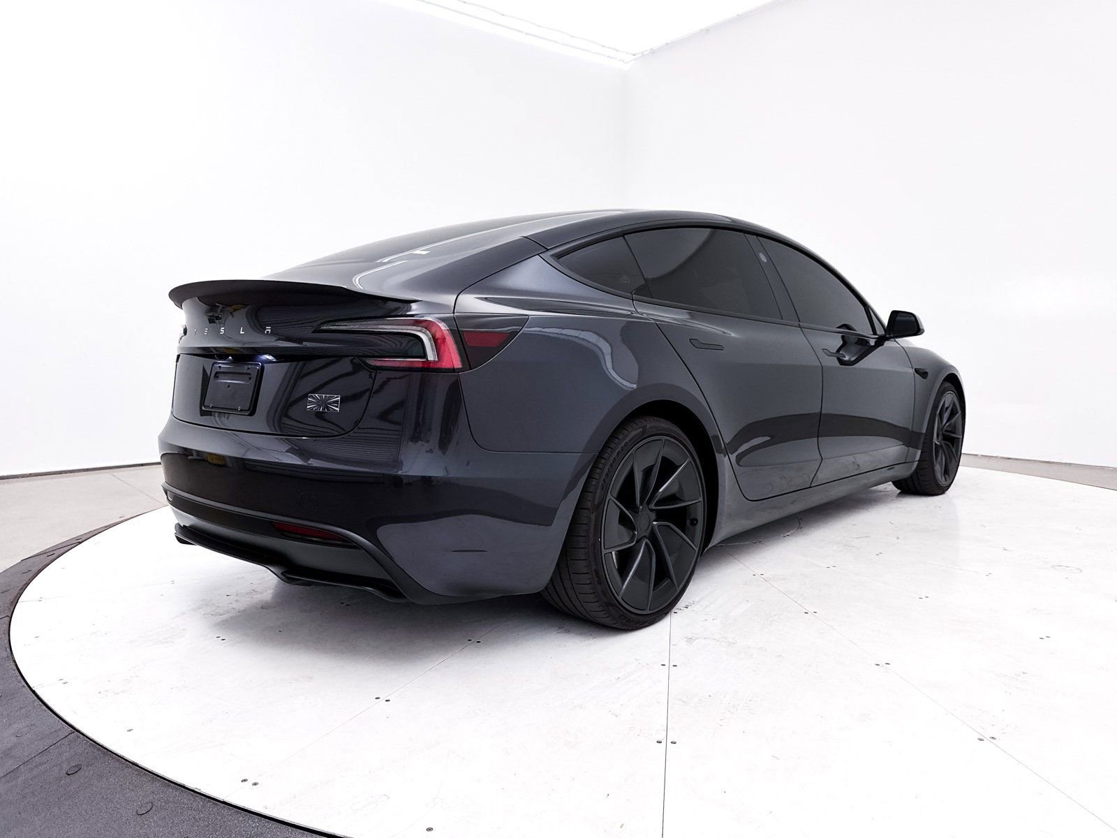 Used 2024 Tesla Model 3 Performance image 18