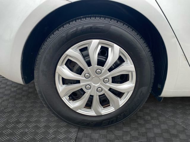 Used 2018 Kia Forte LX image 31