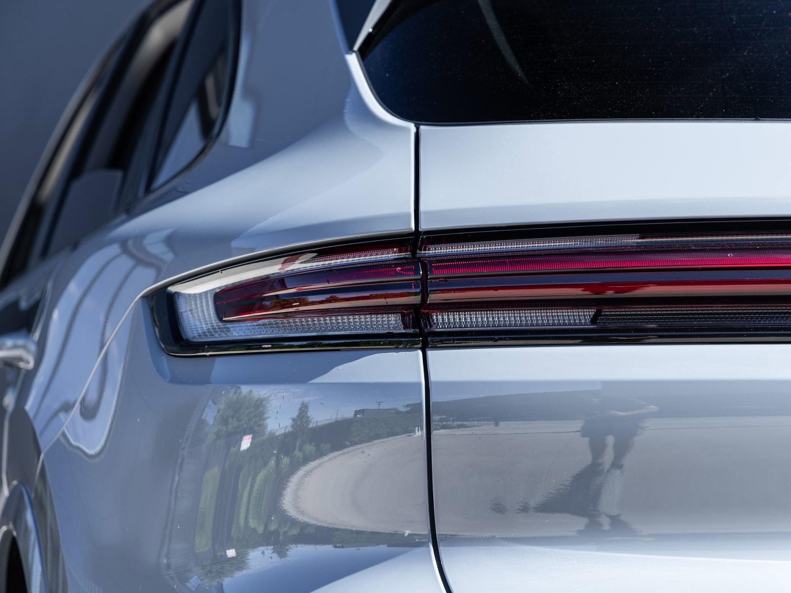 Certified 2026 Porsche Cayenne AWD/4WD image 15