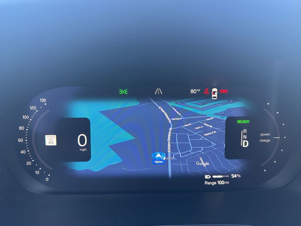 Used 2023 Volvo C40 P8 Recharge Ultimate image 17