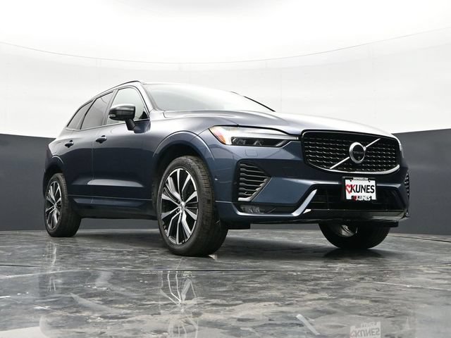 Used 2025 Volvo XC60 B5 Plus AWD/4WD image 36