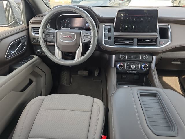Used 2022 GMC Yukon SLE image 16