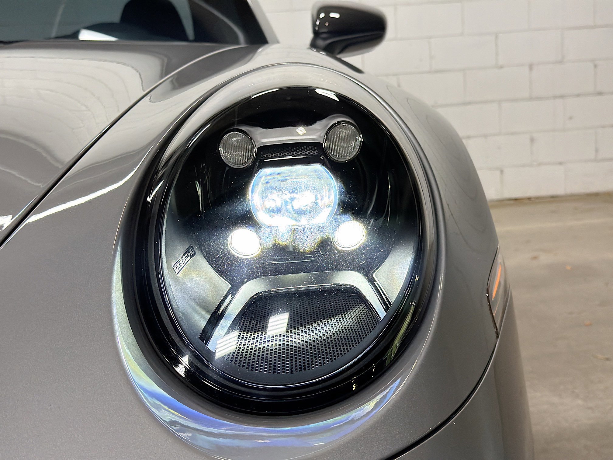 Certified 2024 Porsche 911 Carrera T image 10