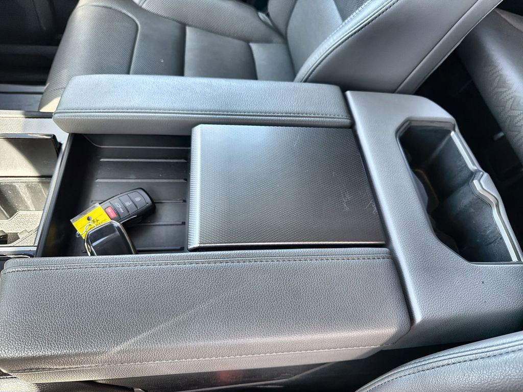 Used 2023 Toyota Sequoia Limited AWD/4WD image 23