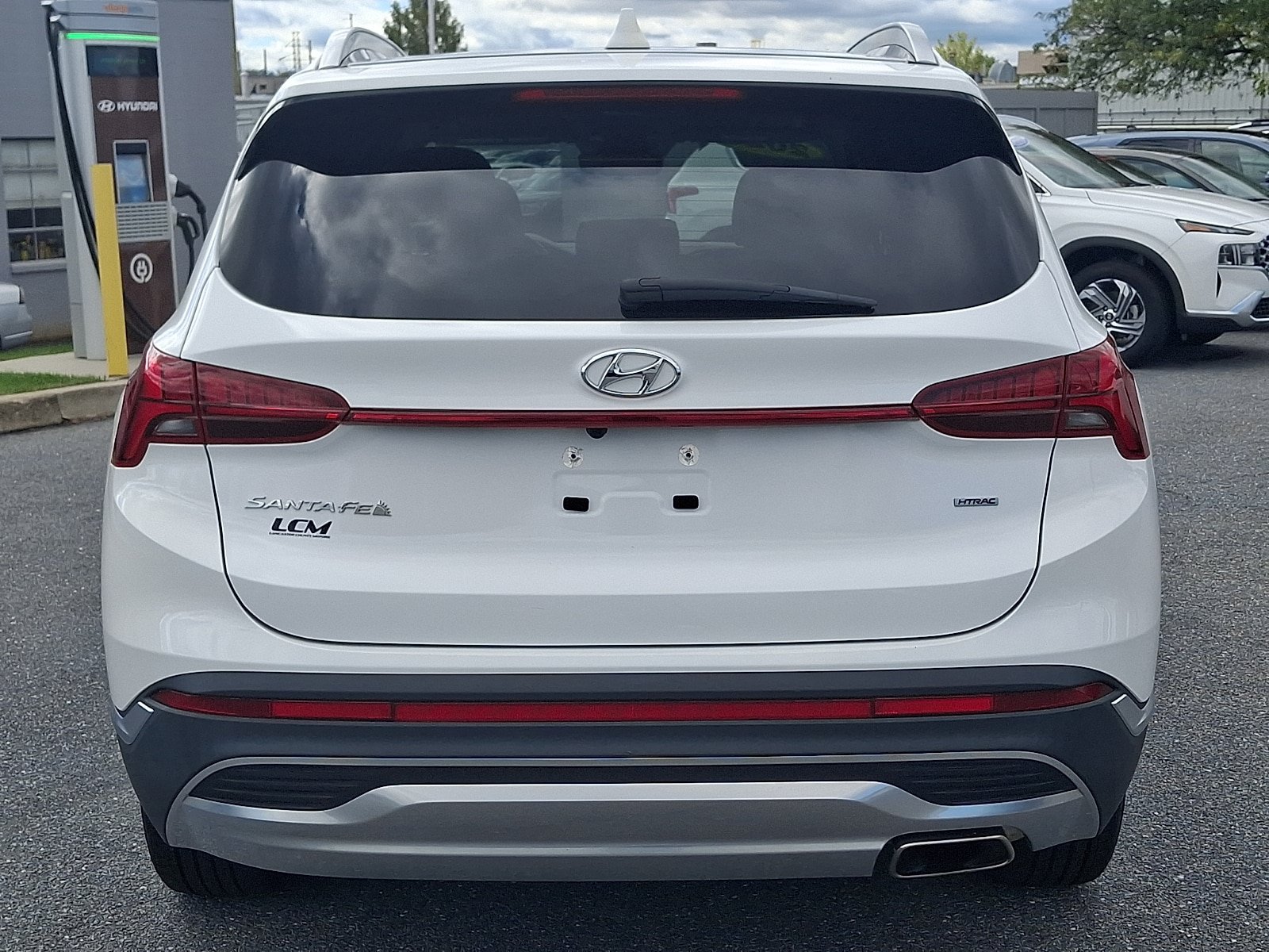 Certified 2023 Hyundai Santa Fe SEL w/ Premium Package AWD/4WD image 6