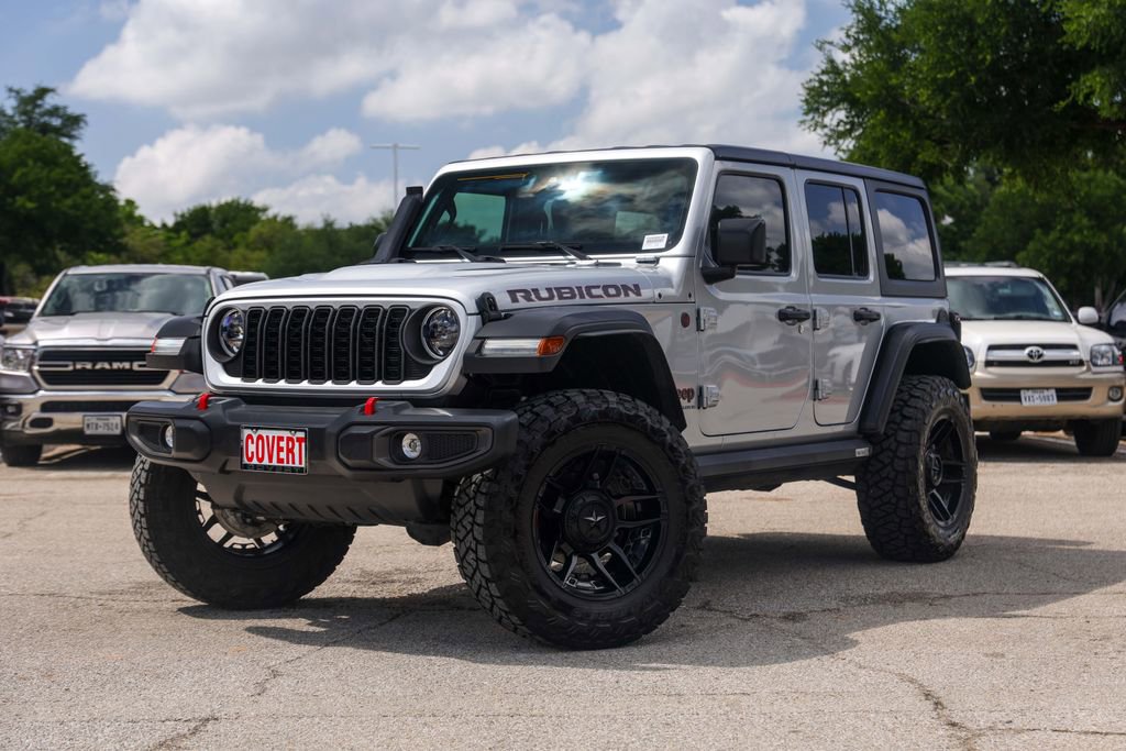 Used 2024 Jeep Wrangler Unlimited Rubicon w/ Convenience Group AWD/4WD image 1