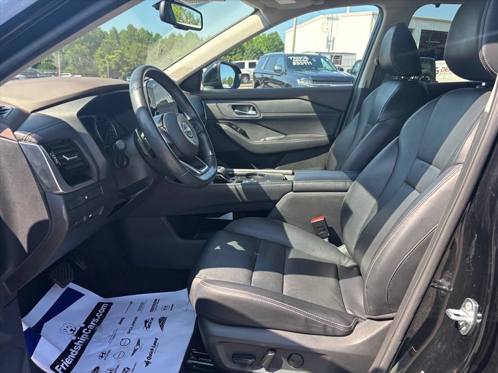 Used 2023 Nissan Rogue SL w/ SL Premium Package FWD image 12