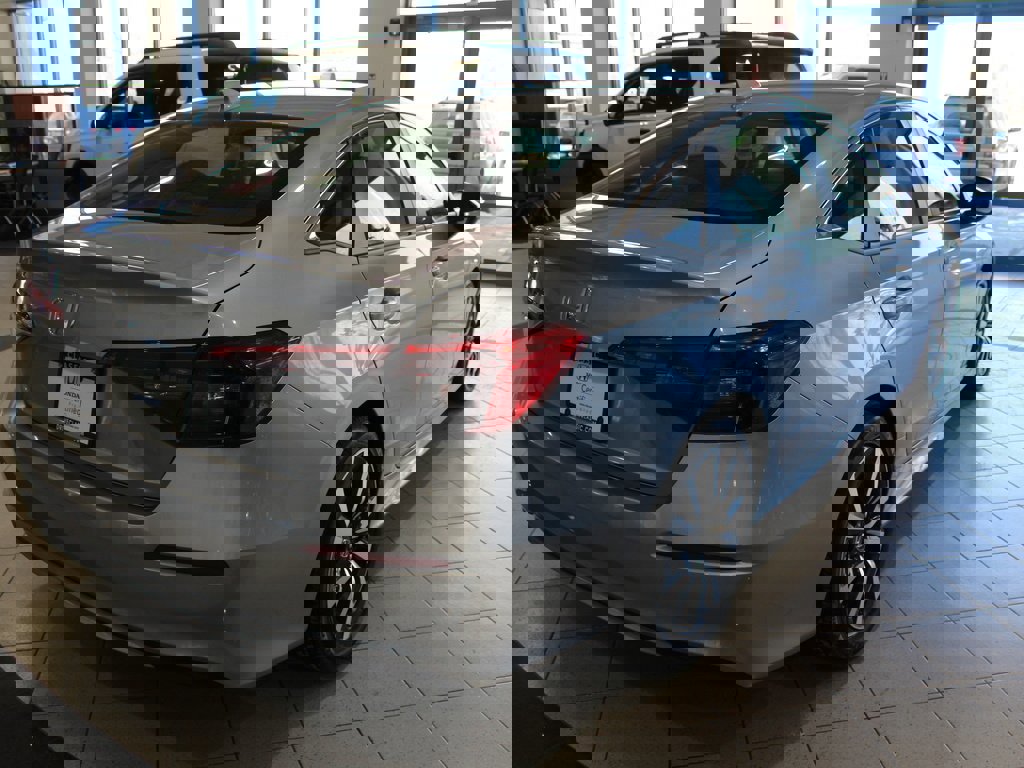 Certified 2023 Honda Civic EX image 5