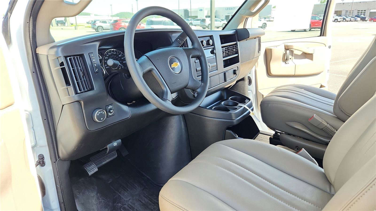 New 2026 Chevrolet Express 2500 Extended RWD image 13