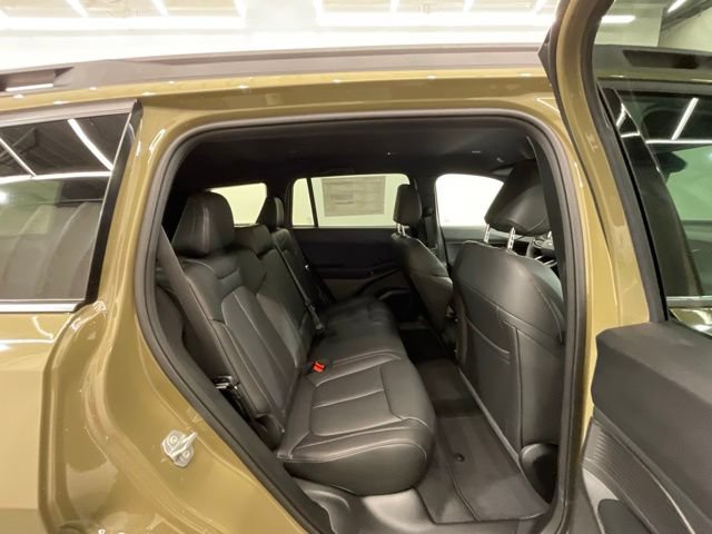 New 2026 Jeep Cherokee Limited AWD/4WD image 24