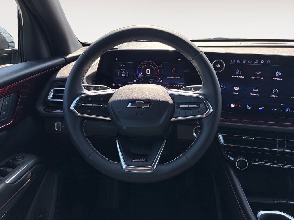 Used 2025 Chevrolet Traverse Z71 w/ Driver Confidence Package image 15