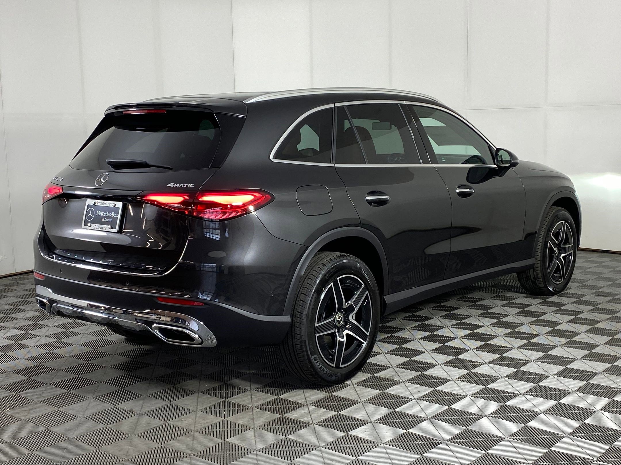 Used 2026 Mercedes-Benz GLC 300 4MATIC image 8