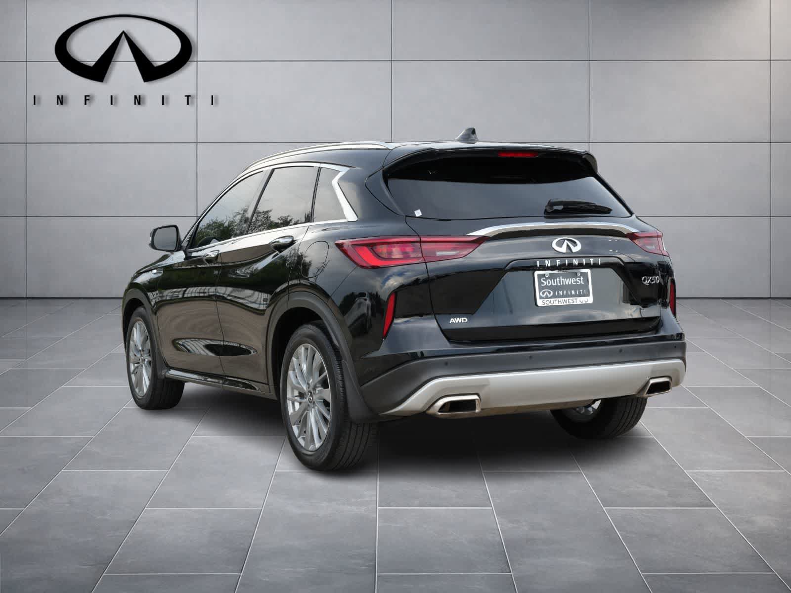 Used 2023 INFINITI QX50 Luxe AWD/4WD image 5