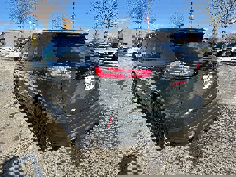 Certified 2022 Ford Edge ST w/ Equipment Group 401A image 6