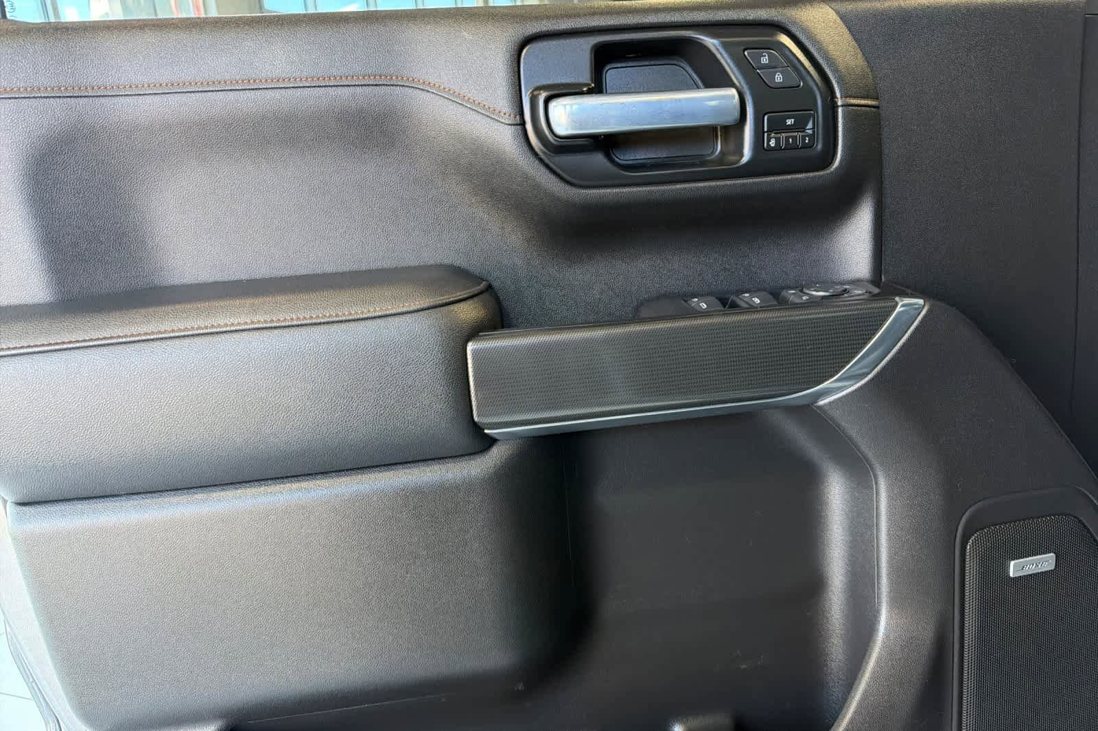 Used 2021 GMC Sierra 1500 AT4 w/ AT4 Preferred Package AWD/4WD image 14