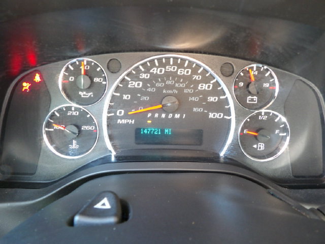 Used 2010 Chevrolet Express 2500 Extended w/ Preferred Equipment Group RWD image 15
