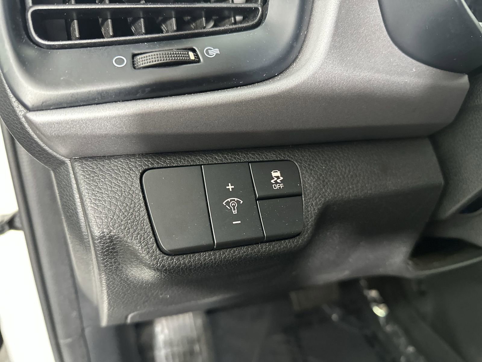 Used 2018 Kia Rio LX image 22