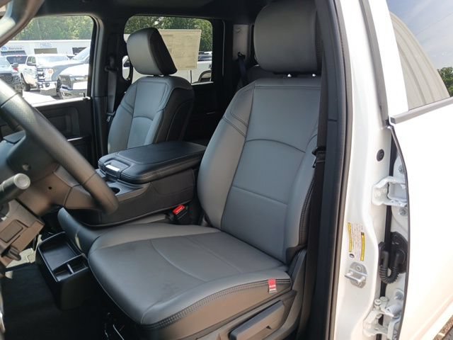 New 2026 RAM 3500 Tradesman AWD/4WD image 35