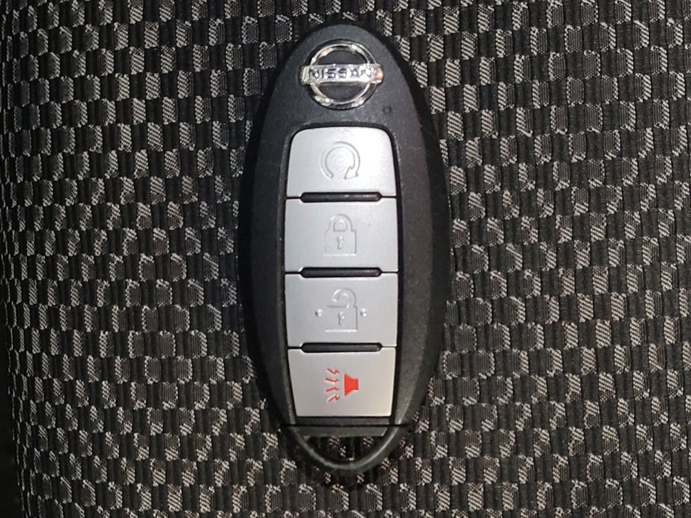 Used 2022 Nissan Rogue Sport SV FWD image 32
