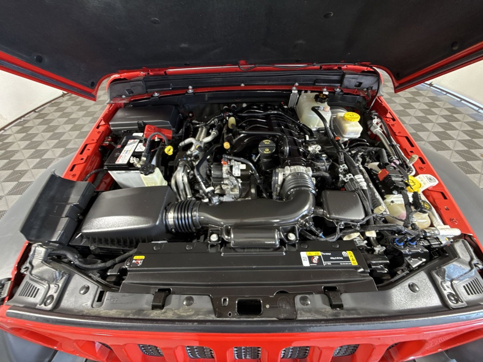 Used 2023 Jeep Wrangler Sport S image 26