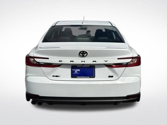 Used 2026 Toyota Camry SE FWD image 4