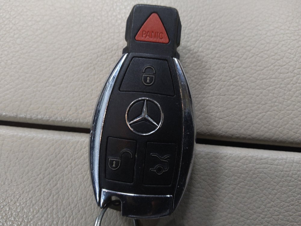 Used 2016 Mercedes-Benz C 300 4MATIC Sedan w/ Multimedia Package image 32
