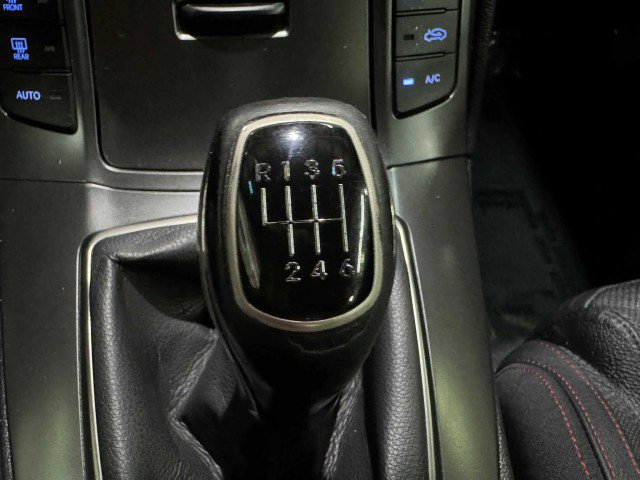 Used 2015 Hyundai Genesis 3.8 image 49