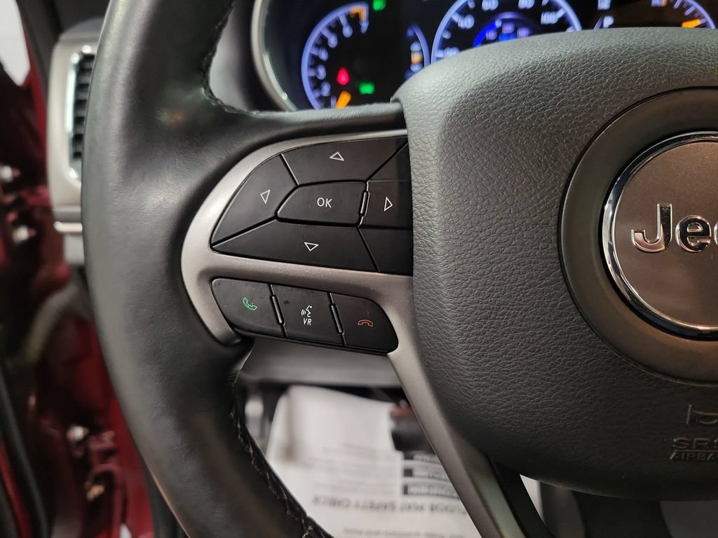 Used 2020 Jeep Grand Cherokee Limited AWD/4WD image 26