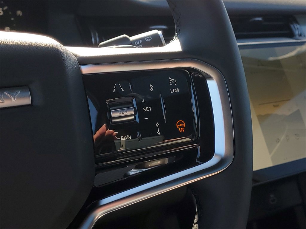 New 2026 Land Rover Discovery Sport Landmark image 19