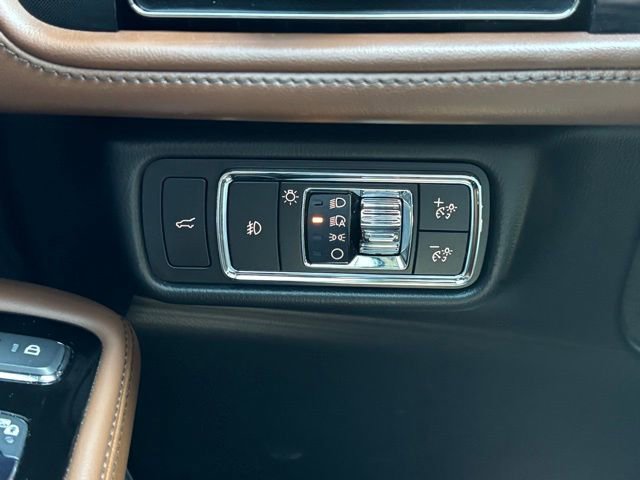 Used 2021 Lincoln Aviator Reserve w/ Equipment Group 201A image 31