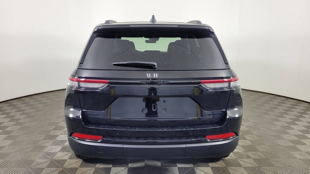 New 2025 Jeep Grand Cherokee Limited w/ Black Appearance Package image 7