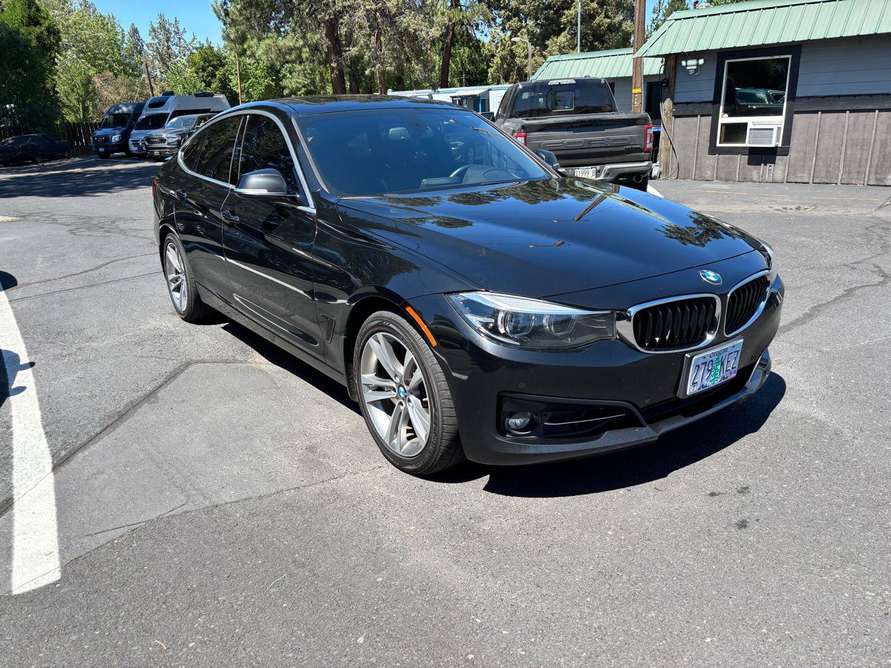 Used 2017 BMW 330i Gran Turismo xDrive AWD/4WD image 5