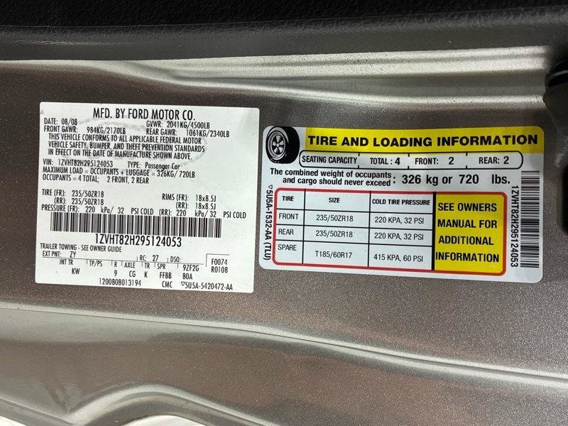 Used 2009 Ford Mustang GT Premium RWD image 19