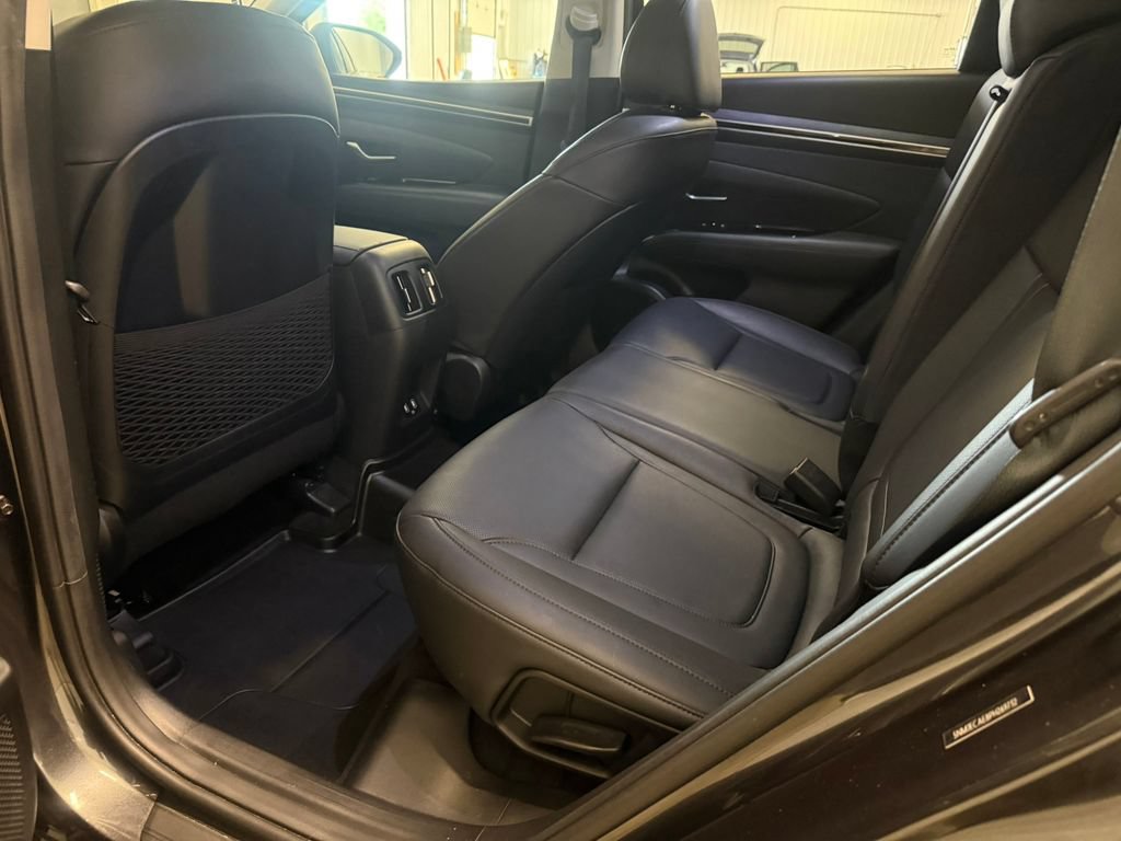 Used 2023 Hyundai Tucson Limited AWD/4WD image 22