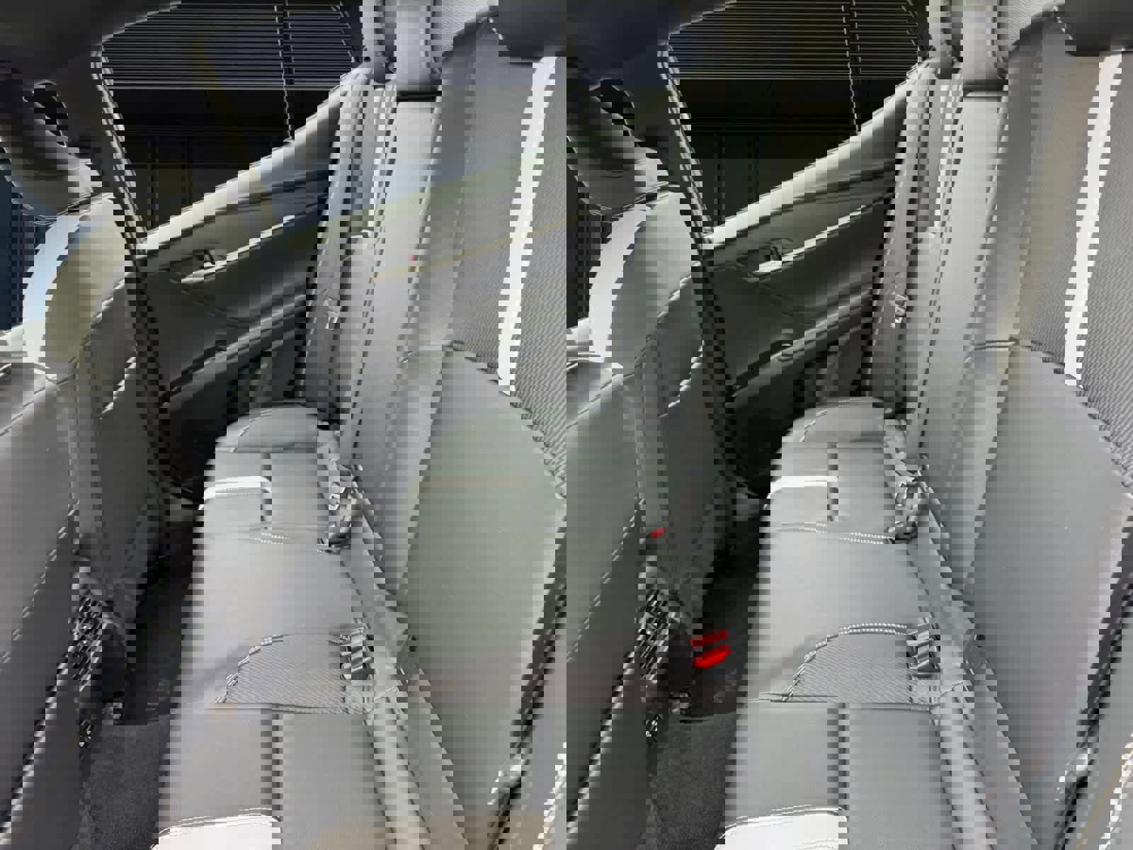 Used 2025 Toyota Camry SE image 14