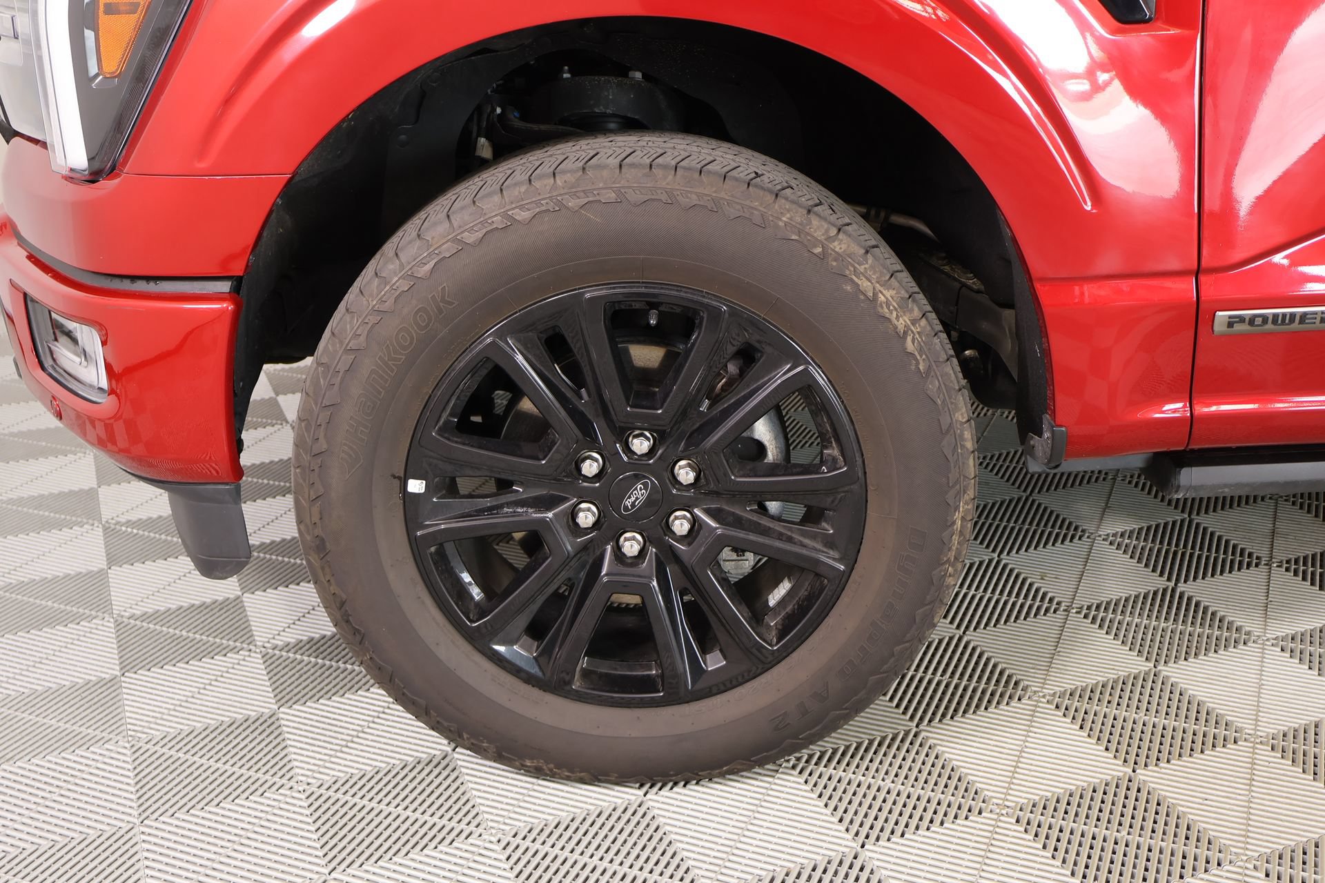 Used 2025 Ford F150 Platinum w/ FX4 Off-Road Package AWD/4WD image 19